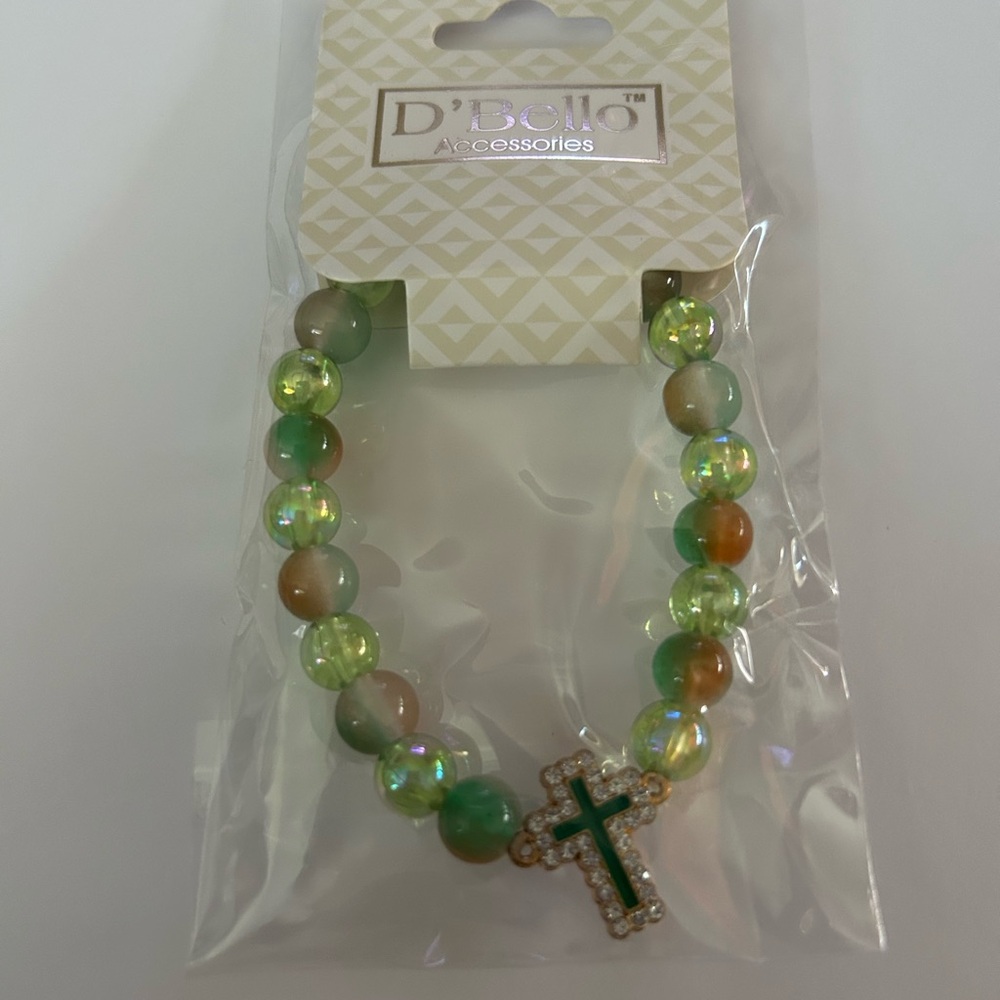 D'Bello Green Beaded Bracelet with Cross Pendant